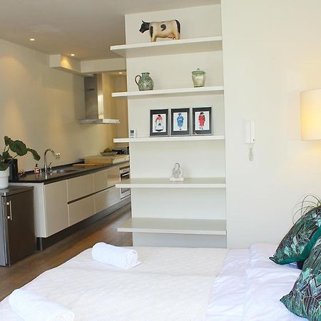 The Canalview Retreat Amsterdam Exterior photo