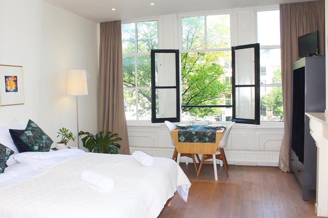 The Canalview Retreat Amsterdam Exterior photo